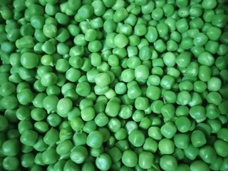 green peas background