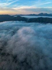 High-angle landscape in the sea of ​​mist exploring many forest areas the legend of the forest sky at the center of perfection. And the views here are the breathtaking pinnacle of winter in Thailand.