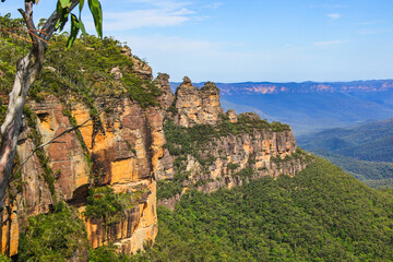 Obraz premium Three Sisters rock formation in the Blue Mountains National Park, New South Wales, Australia