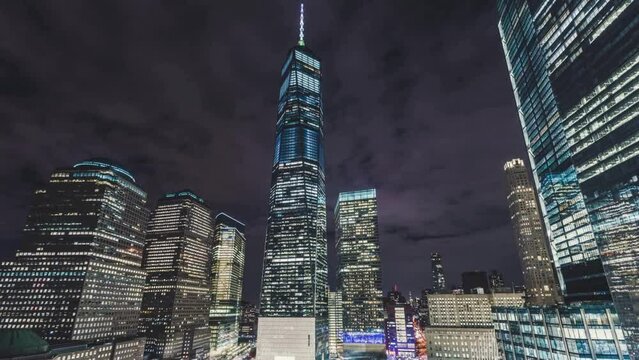 Downtown Manhattan and One World Trade Center _ New York, USA