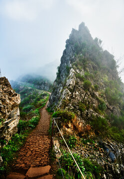 PR1 trail,  Pico do Arierio To Pico Ruivo Hike, On Madeira Island, Portugal, Europe 