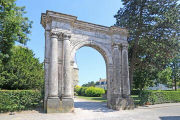 Fototapeta na wymiar Historic arch in Bergues, France