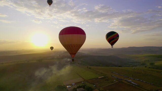 Balloonist flying in Serra da Canastra National Park