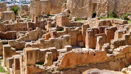 Fototapeta na wymiar Stone walls and foundations in the Carthaginian ruins in Tunis, Tunisia