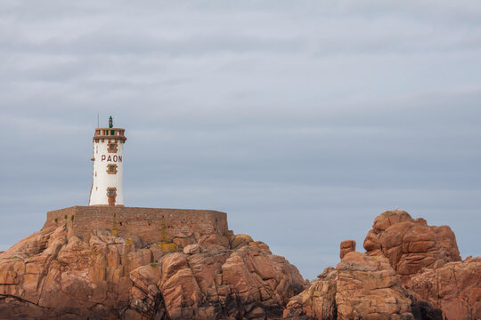 Phare du Paon, Pfauenleuchtturm, &Icirc;le de Br&eacute;hat, Bretagne