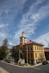 Fototapeta na wymiar Afternoon view of the historic downtown Touolumne County courthouse in Sonora, California, USA.