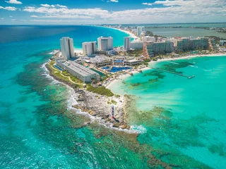 Foto auf Alu-Dibond cancun lighthouse aerial  © Sabry