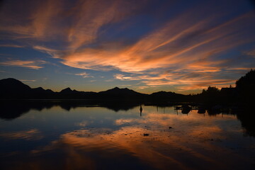 Abendrot über dem Hopfensee im Allgäu