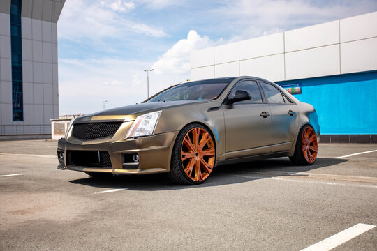 car on the street Cadillac CTS