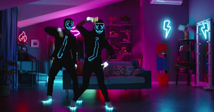 Dance with neon lighting as element of costumes looks elegant, and clarity and synchronized movements of young TikTokers are delightful. Using creativity in video guarantees likes from subscribers. AD
