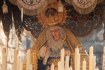 Virgen de María Santísima de la Angustia de la hermandad de los estudiantes, semana santa en Sevilla