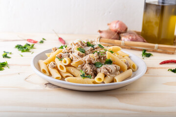 Pasta with tuna and onions, Italian food. Good for lunch or dinner, quick and healthy.