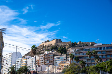 Fototapeta premium Alicante's Santa Barbara Castle Overlooking the City