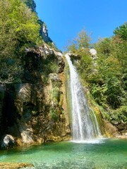 Fototapeta na wymiar Wasserfall in Italien, Wasserfall, Natur, Gardasee