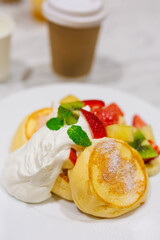 Fluffy Japanese pancakes - 744185720