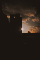Obraz premium church ruin in sunset