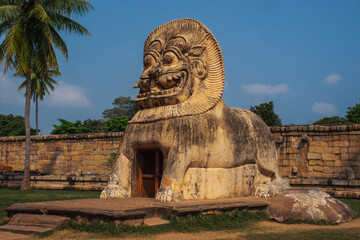 Fototapeta premium Massive lion statue at Brihadisvara Temple, Gangaikonda Cholapuram, Jayankondam, Tamil Nadu, India