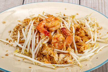 Pad thai - noodle with shrimps