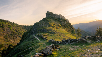 Castillo de Carbedo en O'Courel, Lugo.