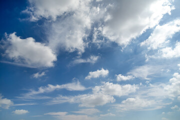 Naklejka na ściany i meble Blue sky with cloud formations