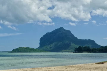 Photo sur Plexiglas Le Morne, Maurice Beach near Le Morne in southern Mauritius
