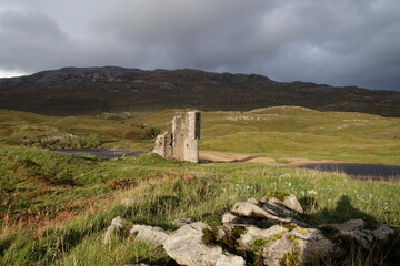 Fototapeta na wymiar Ardvreck Castle Loch Assynt, Scottish Highlands