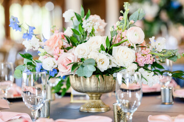 wedding table setting with flowers