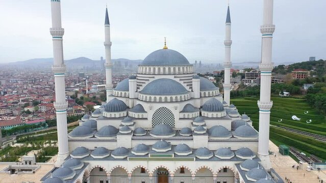 Camlica Mosque  in Istanbul. Aerial, Close up. First ever prayer held at Turkey's largest Mosque in Istanbul in 2019. Occupying an area of 15000 square meters on the Anatolian side of city
