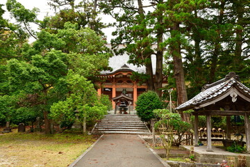 乙宝寺（新潟県）