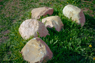 Obraz premium stones dragged on the lawn