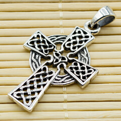 Silver Celtic cross pendant. 925 silver. Accessories for rockers, metalheads, punks, goths.