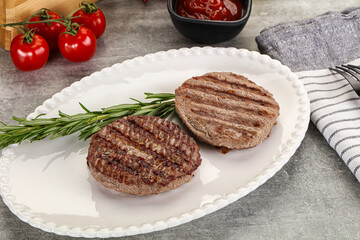 Grilled two beef burger cutlet