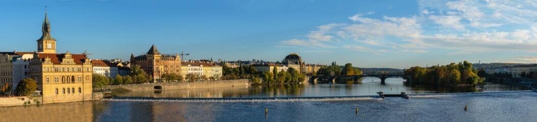 Fototapeta na wymiar view of Prague of the river