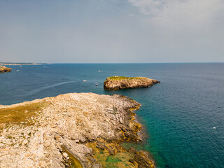 Polignano a Mare, Scoglio dell'Eremita ( Isola di San Paolo ) - Puglia, Bari, Italia © Andrea Carro