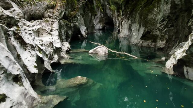 Les Gorges du Pont du Diable Haute Savoie