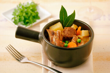 Stewed lamb with vegetables.