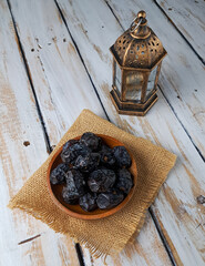 Dates are usually served as a menu for breaking the fast, especially in Ramadhan. Kurma 
