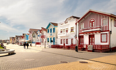 Costa Nova. Casas coloridas às riscas típicas da Costa Nova em Aveiro. 