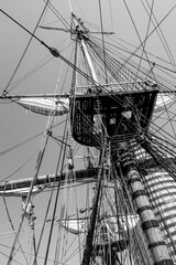 Mast old boat ship black white real art photography light shadow