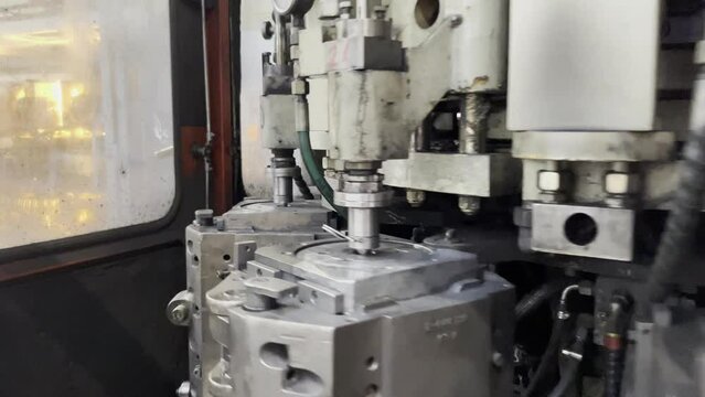 Plastic pet preforms blow machine.