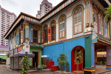 Former House of Tan Teng Niah in Singapore, colorful chinese villa in Little India District - obrazy, fototapety, plakaty