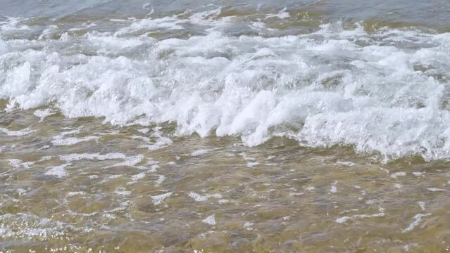 Fale nad morzem/oceanem