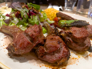 roasted lamb chops with fresh vegetables