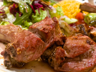 roasted lamb chops with fresh vegetables