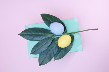 easter egg with leaves 