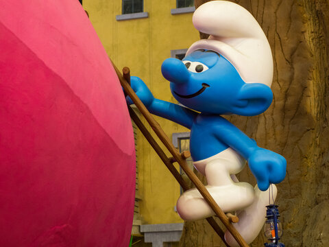 moscow. russia. 08. 06. 2022.amusement park island of dreams smurfs
