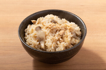 舞茸とツナの炊き込みご飯