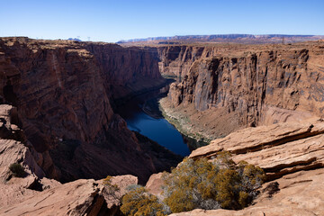 Fototapeta na wymiar Overlooking Glen Canyon in Page Arizona