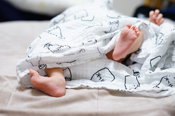 新生児の足の裏 / Soles of newborns' feet