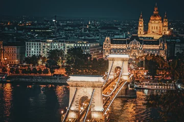 Papier Peint photo Budapest 聖イシュトヴァーン大聖堂の夜景